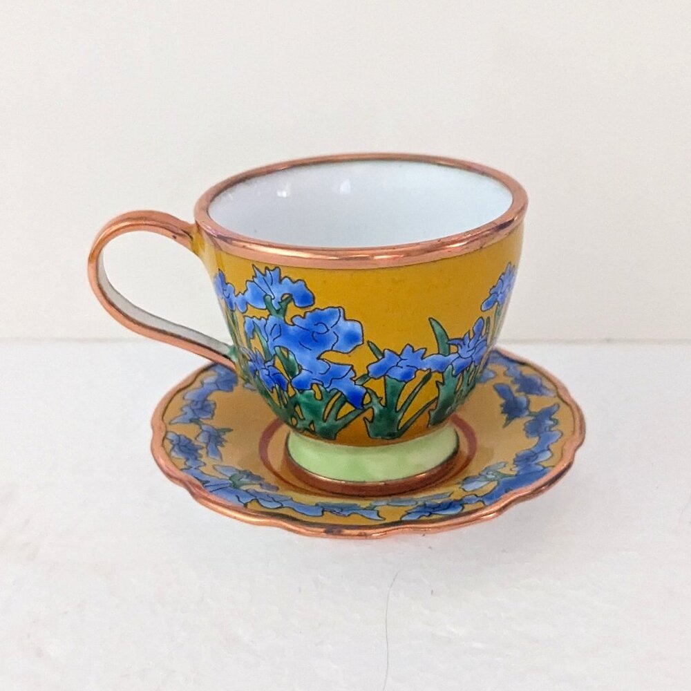 Charlotte di Vita Hand Painted Edition No. H765 Miniature Cup & Saucer Set
